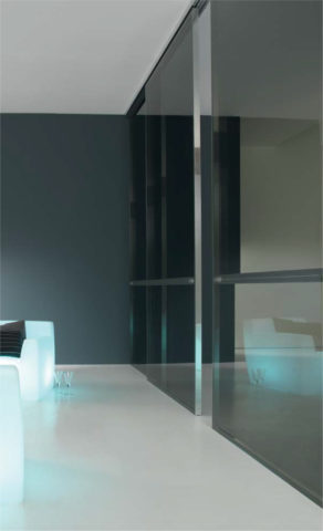 דלת זכוכית הזזה מסגרת אלומיניום