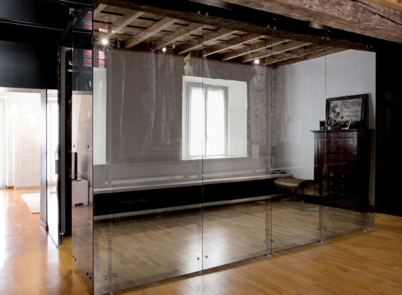 דלתות זכוכית למשרד הזזה POLE