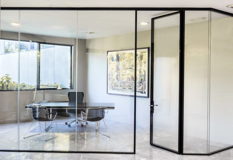 דלתות זכוכית למשרד STATO