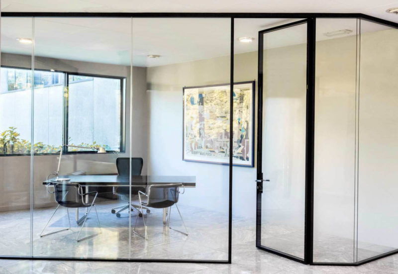 דלתות זכוכית למשרד ETRA