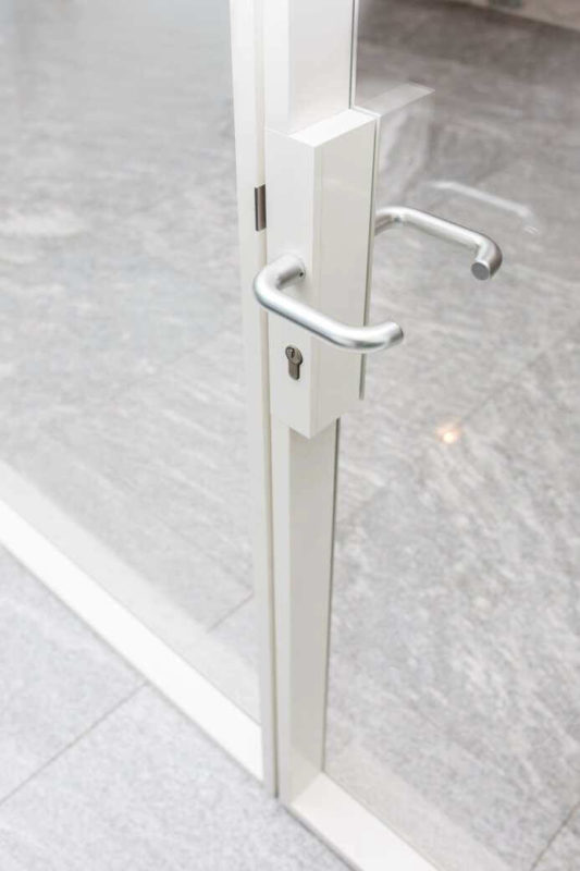 מחיצות זכוכית למשרד ETRA