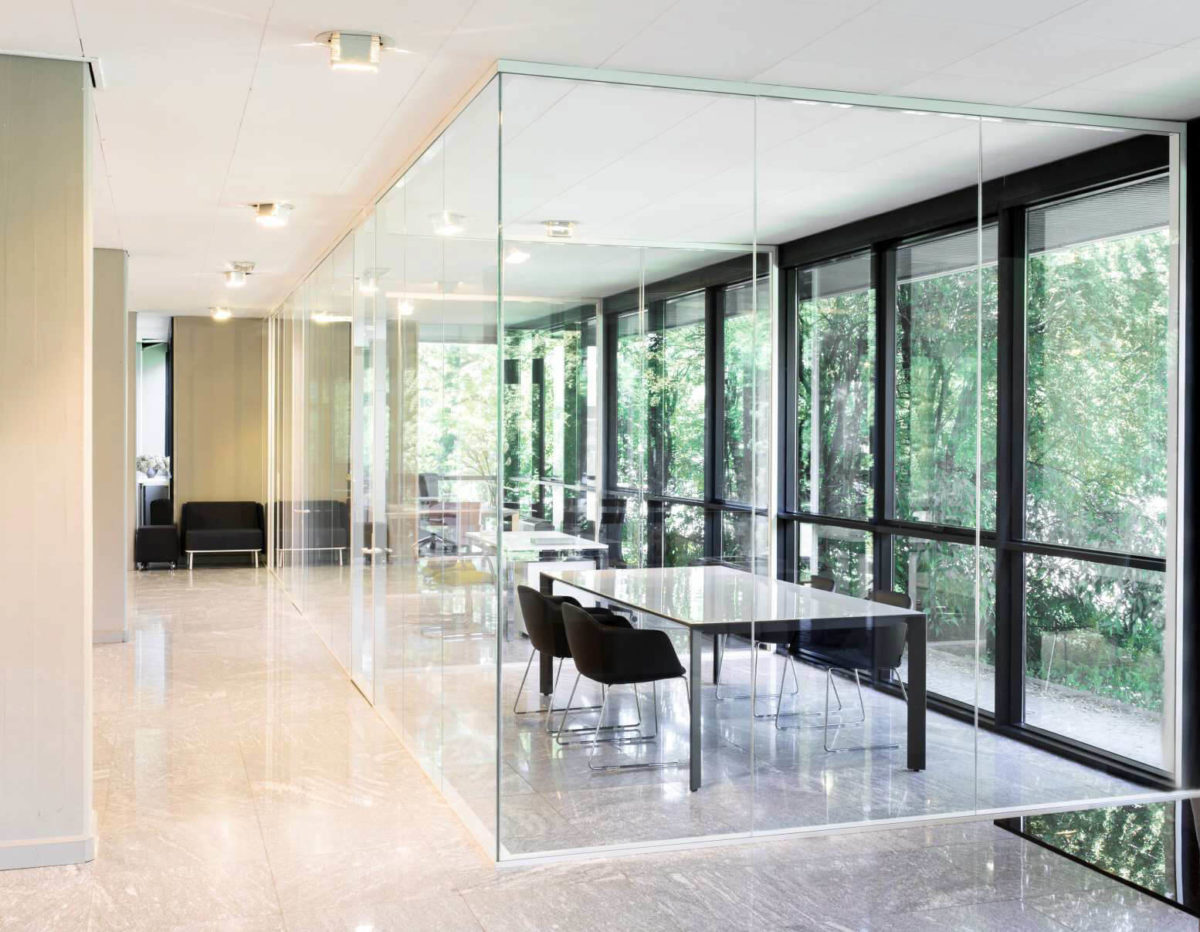 מחיצות זכוכית למשרד ETRA