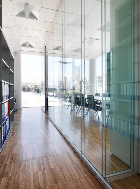 מחיצות זכוכית למשרדים STATO